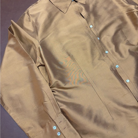Worthington Women's Satin Gold Blouse NWOT - Picture 3 of 5